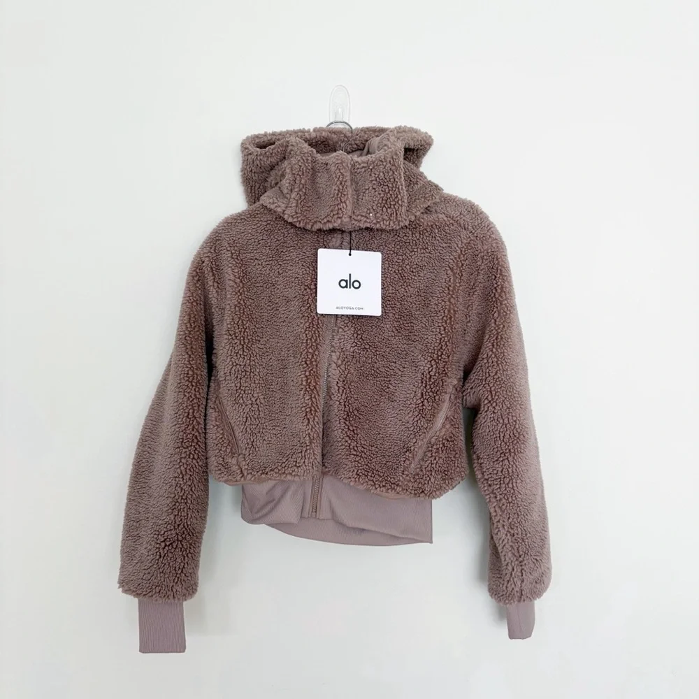 Alo Foxy Sherpa Jacket Chai Latte XS